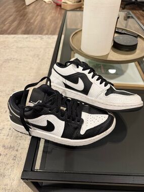 Nike Air Jordan Low 1